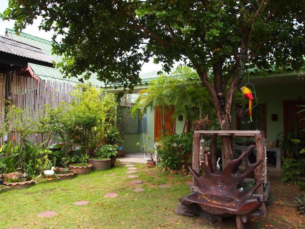 Baan Sala Lung Dam - Fisherman Village Bophut Exterior photo