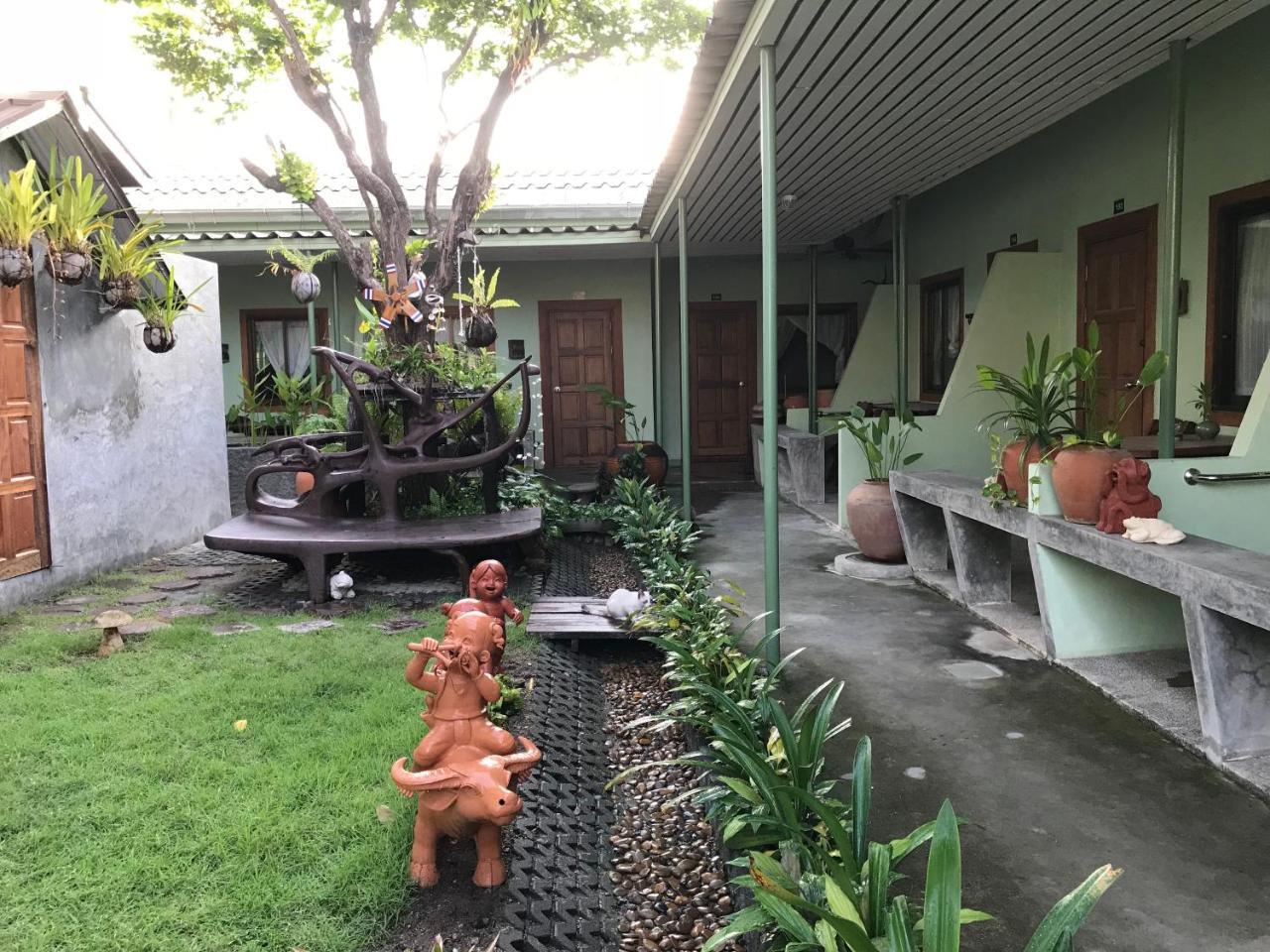 Baan Sala Lung Dam - Fisherman Village Bophut Exterior photo